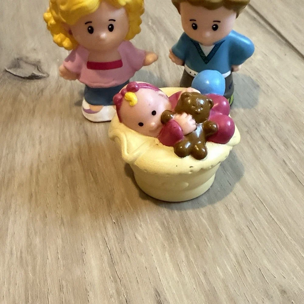 Fisher Price Little People Happy Loving Family Mom Dad‎ Baby Replacement
